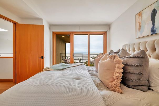 Bedroom, Interior, Water, Wood Texture Flooring