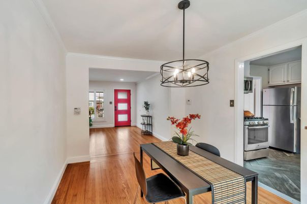 Chandelier, Dining room, Interior, Kitchen, Pendant Lights, Recessed Lighting, Stainless Steel Appliances, Wood Texture Flooring