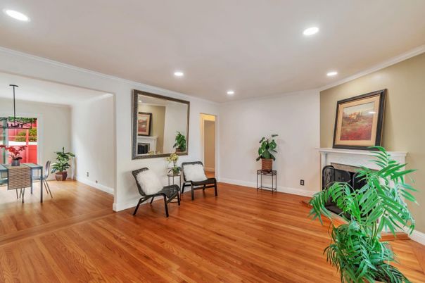 Dining room, Fireplace, Interior, Recessed Lighting, Wood Texture Flooring