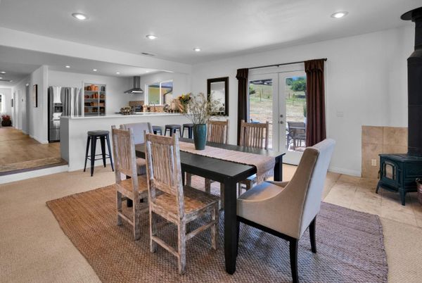 Dining room, Interior, Kitchen, Recessed Lighting, Stainless Steel Appliances