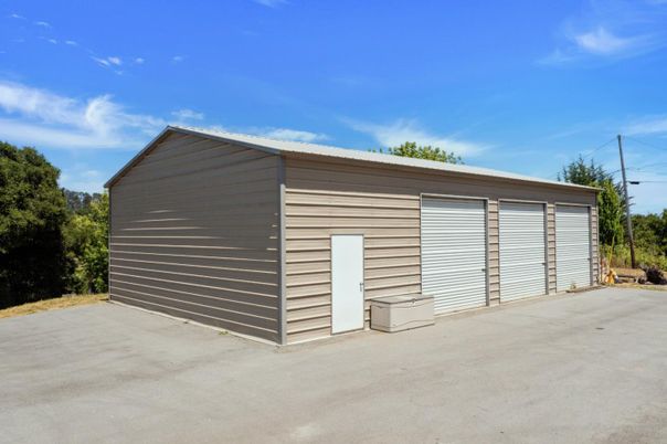 Detached Garage, Exterior