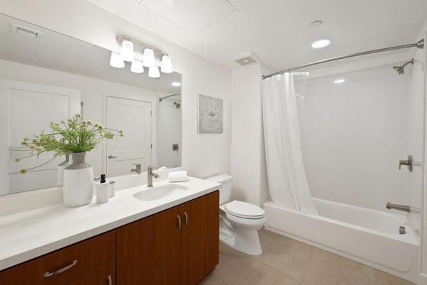 Bathroom, Interior, Recessed Lighting