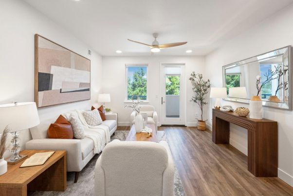 Interior, Living room, Recessed Lighting, Wood Texture Flooring
