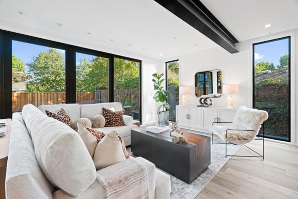 Interior, Living room, Recessed Lighting, Wood Texture Flooring