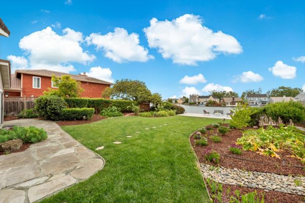 Backyard, Exterior, Water
