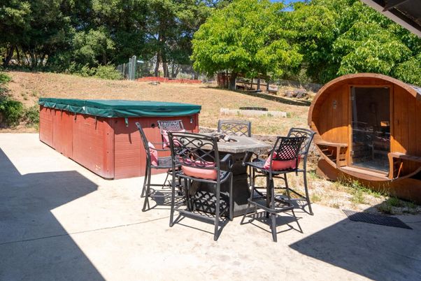 Backyard, Exterior, Hot Tub