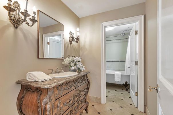 Bathroom, Interior
