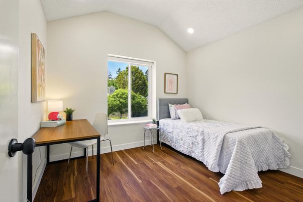 Bedroom, Home Office, Interior, Recessed Lighting, Wood Texture Flooring