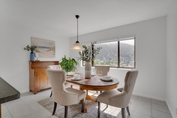 Dining room, Interior, Pendant Lights