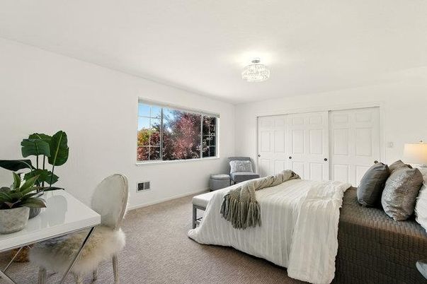 Bedroom, Chandelier, Interior