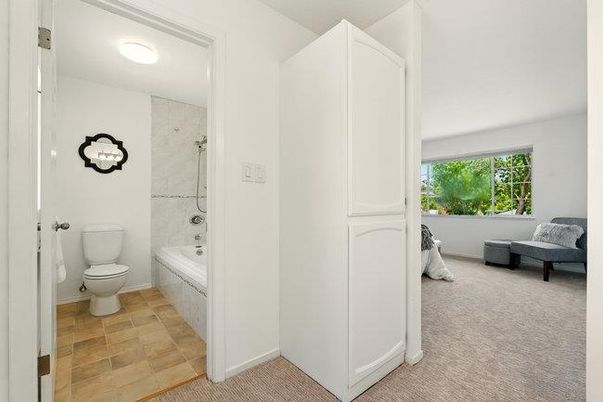 Bathroom, Interior, Marble Walls