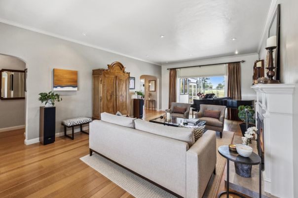 Fireplace, Interior, Living room, Piano, Recessed Lighting, Wood Texture Flooring