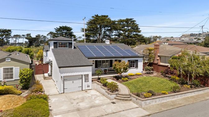 Attached, Exterior, Facade, Solar Panels, Cape Cod