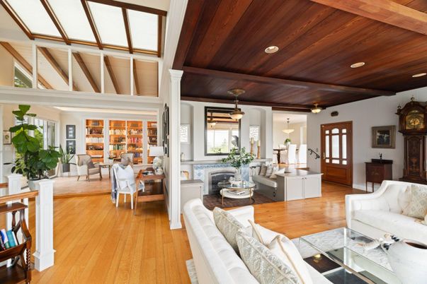 Interior, Living room, Recessed Lighting, Wooden Beams, Wooden Ceilings, Wood Texture Flooring