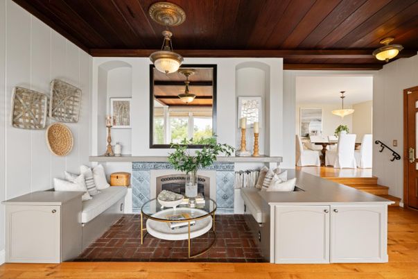 Dining room, Interior, Pendant Lights, Wooden Ceilings, Wood Texture Flooring