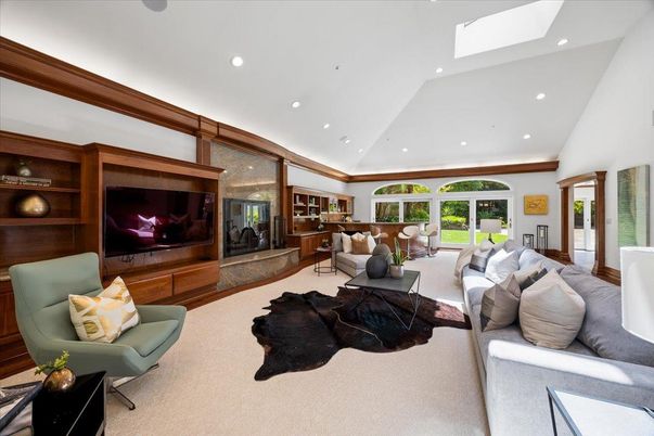 Fireplace, Interior, Living room, Recessed Lighting
