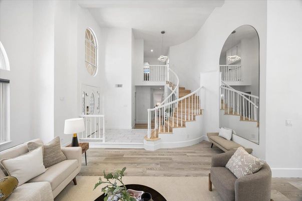 Interior, Living room, Pendant Lights, Recessed Lighting, Wood Texture Flooring