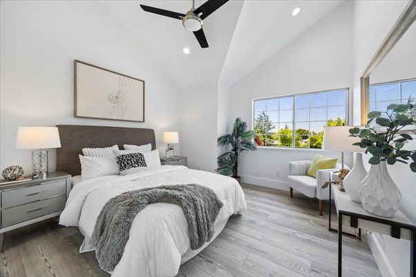 Bedroom, Interior, Recessed Lighting, Wood Texture Flooring
