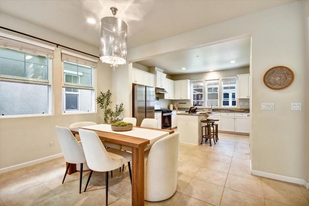 Chandelier, Dining room, Interior, Kitchen, Recessed Lighting, Stainless Steel Appliances