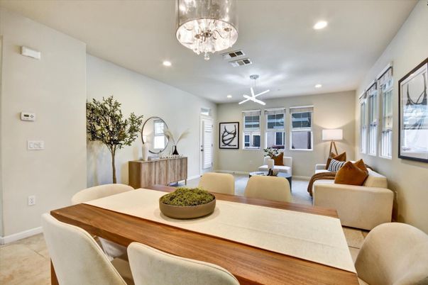 Chandelier, Dining room, Interior, Living room, Pendant Lights, Recessed Lighting