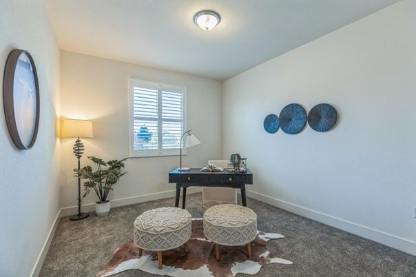 Home Office, Interior