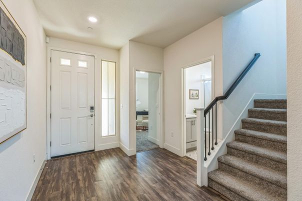 Interior, Recessed Lighting, Wood Texture Flooring