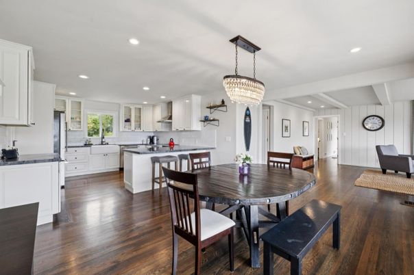 Chandelier, Dining room, Interior, Kitchen, Recessed Lighting, Wood Texture Flooring