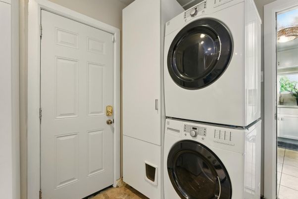 Interior, Utility Closets, Washer