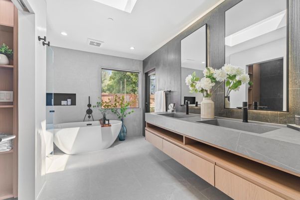 Bathroom, Dual Sink Vanities, Free Standing Baths, Interior, Recessed Lighting