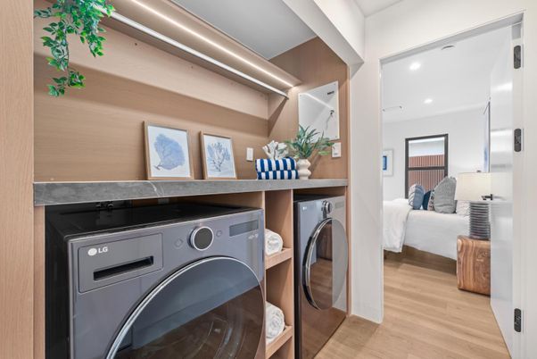 Bedroom, Interior, Recessed Lighting, Washer, Wood Texture Flooring