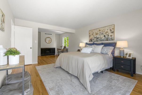 Bedroom, Fireplace, Interior, Wood Texture Flooring