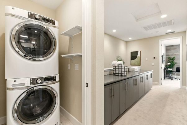 Interior, Recessed Lighting, Utility Closets, Washer