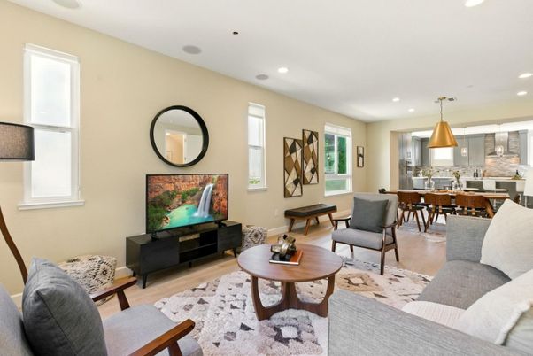 Dining room, Interior, Kitchen, Living room, Pendant Lights, Recessed Lighting, Wood Texture Flooring