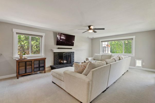Fireplace, Interior, Living room