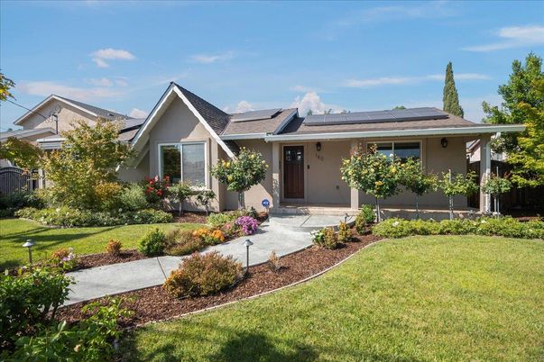 Backyard, Exterior, Facade, Solar Panels, Farmhouse
