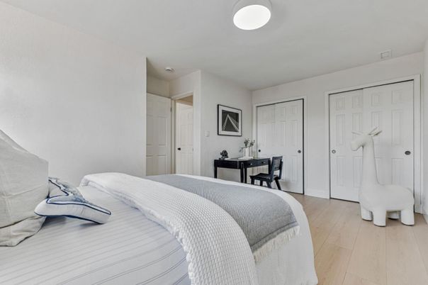 Bedroom, Home Office, Interior, Wood Texture Flooring