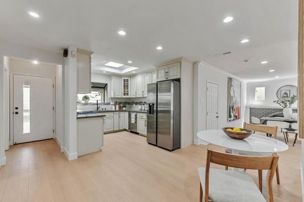 Dining room, Interior, Kitchen, Recessed Lighting, Stainless Steel Appliances, Wood Texture Flooring