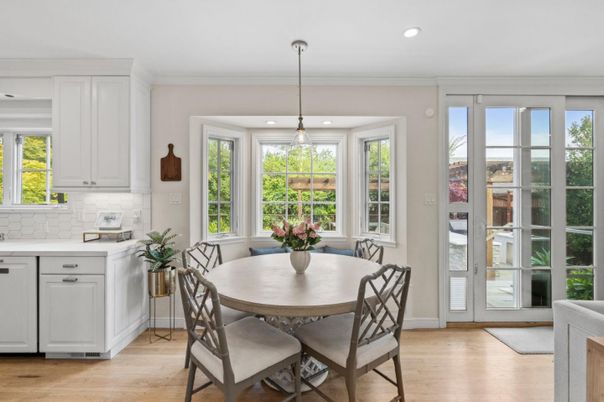 Dining room, Interior, Kitchen, Pendant Lights, Recessed Lighting, Wood Texture Flooring