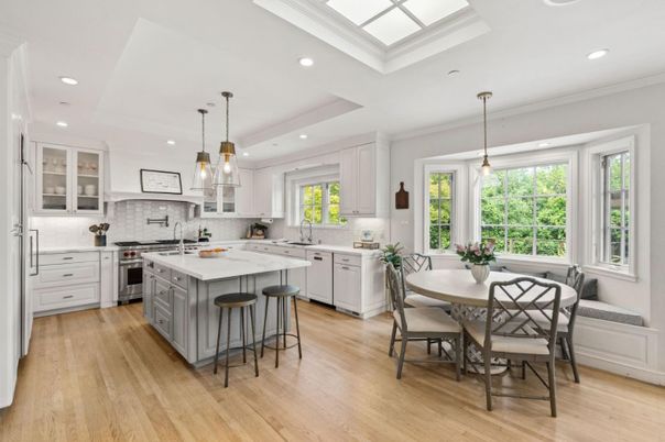 Dining room, Interior, Kitchen, Pendant Lights, Recessed Lighting, Stainless Steel Appliances, Wood Texture Flooring