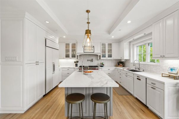 Interior, Kitchen, Pendant Lights, Recessed Lighting, Wood Texture Flooring