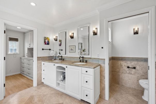 Bathroom, Dual Sink Vanities, Interior, Recessed Lighting, Wood Texture Flooring