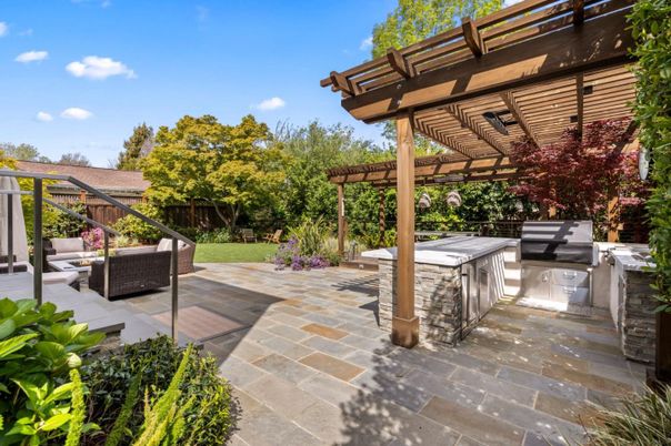 Exterior, Hot Tub