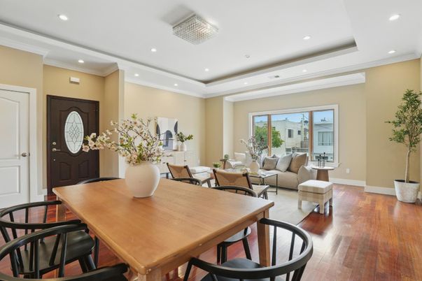 Dining room, Interior, Living room, Recessed Lighting, Wood Texture Flooring