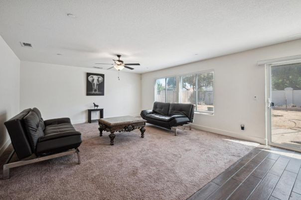 Game Room, Interior