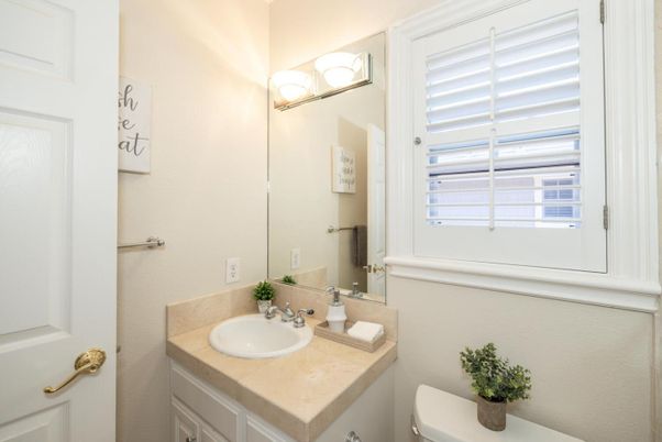 Bathroom, Interior, Tile Countertops
