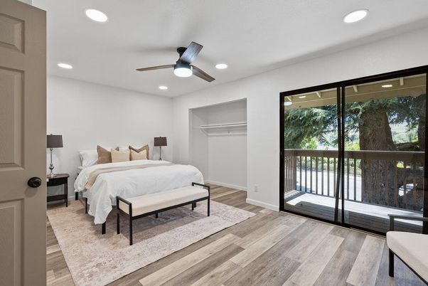 Bedroom, Interior, Recessed Lighting, Wood Texture Flooring