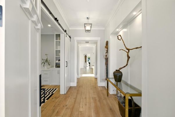 Interior, Pendant Lights, Recessed Lighting, Wood Texture Flooring