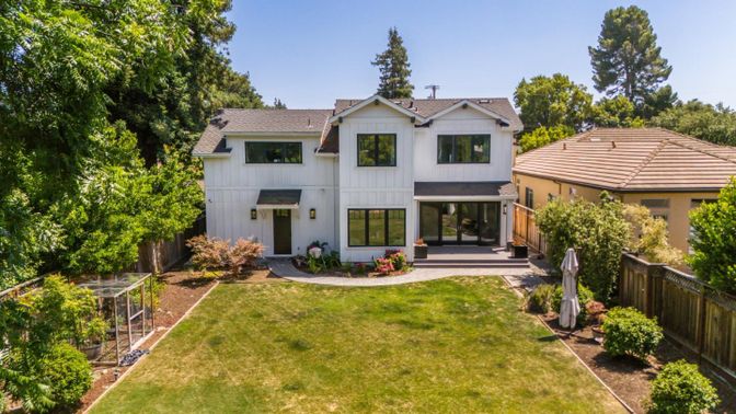 Backyard, Exterior, Facade, Farmhouse