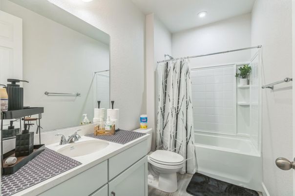 Bathroom, Interior, Recessed Lighting