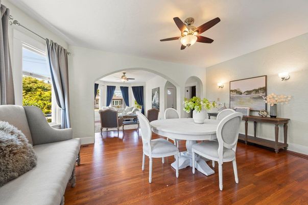 Dining room, Interior, Wood Texture Flooring
